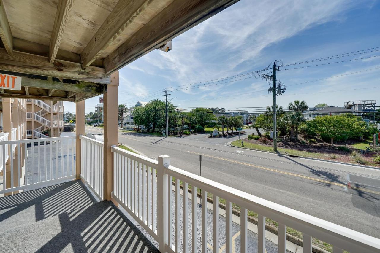 Apartment Oceanfront Carolina With Pool And Views!